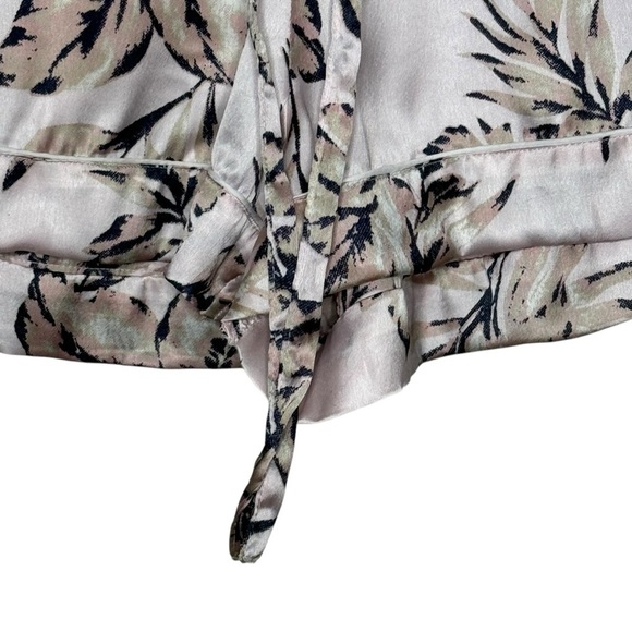House of Harlow 1960 Tropical Satin Blush Pink PJ shorts SZ. M - Picture 5 of 13